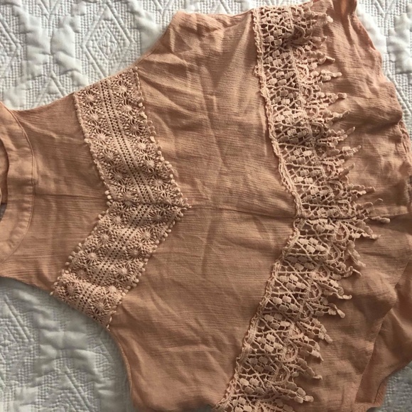 Pink top - Picture 1 of 3